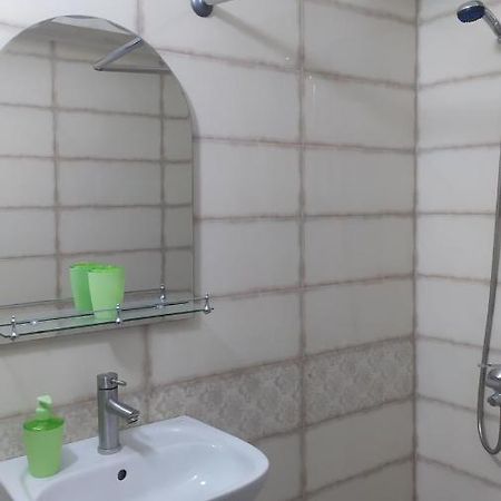 Уютная Комфортная Квартира Студия Chişinau Exteriör bild